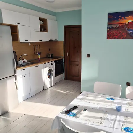 Daire трявна бийч